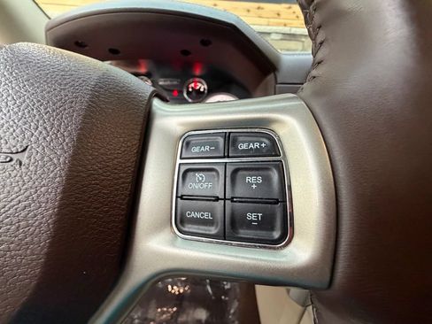Used 2017 RAM 1500 Laramie w/ Convenience Group AWD/4WD image 41