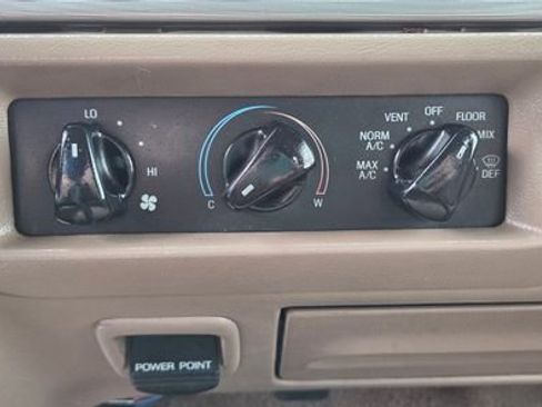 Used 1995 Ford F250 2WD SuperCab image 24