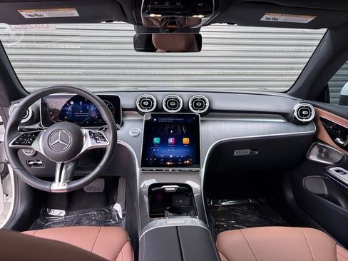 Used 2024 Mercedes-Benz CLE 300 4MATIC Coupe image 13