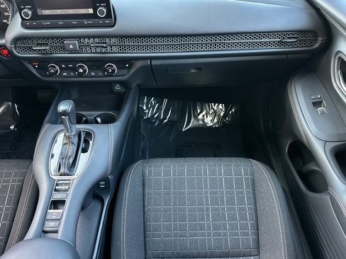 Used 2024 Honda HR-V Sport image 28