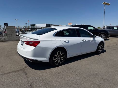 Used 2025 Chevrolet Malibu RS FWD image 6