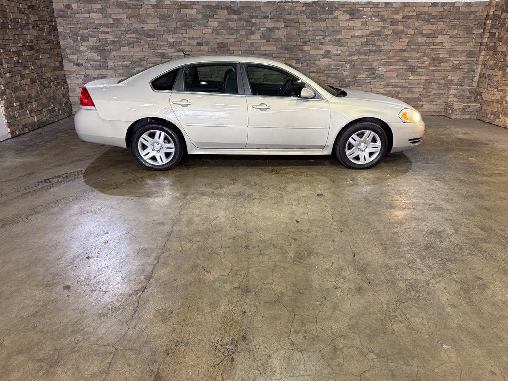 Used 2012 Chevrolet Impala LT FWD image 4