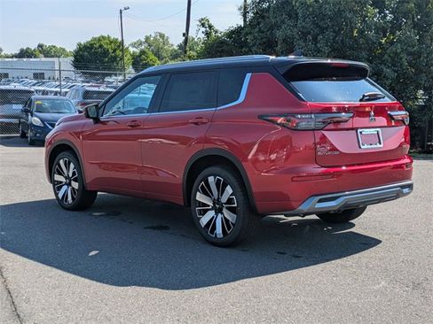 New 2025 Mitsubishi Outlander SEL image 5