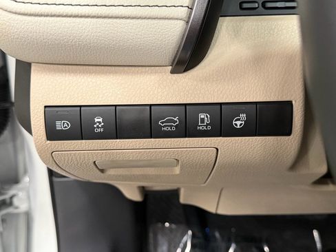 Used 2023 Toyota Camry XLE w/ Protection Package (Q2) (TMS) image 11