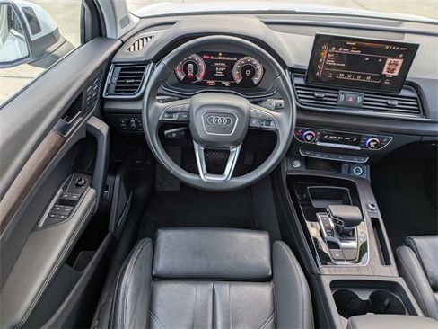 Used 2024 Audi Q5 2.0T Premium Plus image 18
