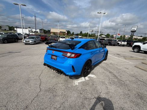 Used 2025 Honda Civic Type R image 5