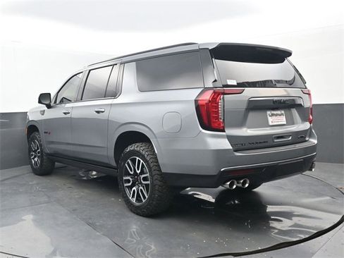 Used 2023 GMC Yukon XL AT4 w/ AT4 Premium Plus Package image 3