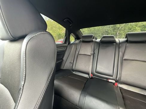 Used 2018 Honda Accord Sport image 13