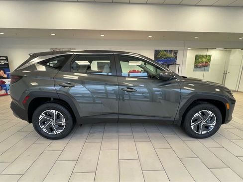 New 2026 Hyundai Tucson Blue SE AWD/4WD image 6