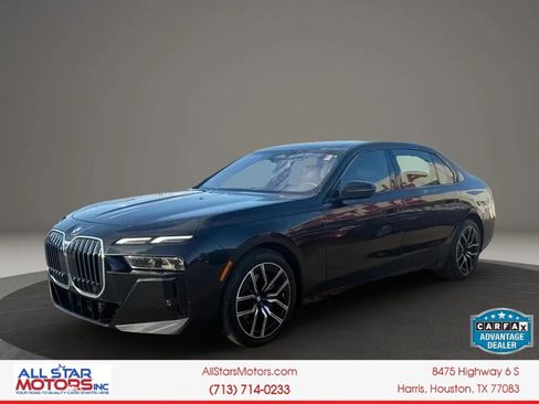 Used 2024 BMW 740i xDrive AWD/4WD image 3