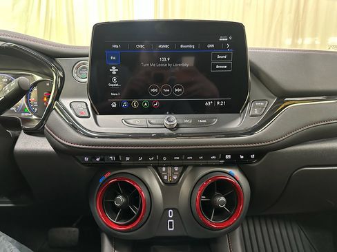 Certified 2025 Chevrolet Blazer RS w/ Enhanced Convenience Package image 28