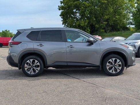 Used 2023 Nissan Rogue SV AWD/4WD image 8