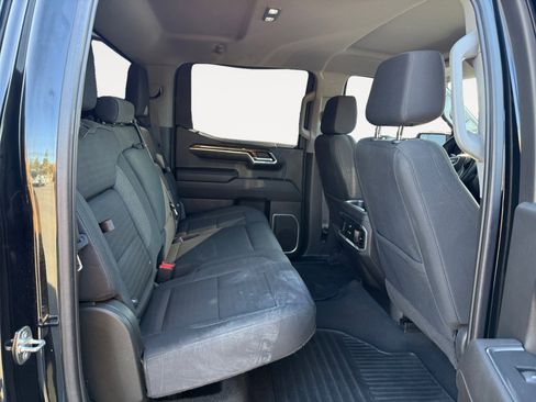 Used 2023 GMC Sierra 1500 Elevation image 18