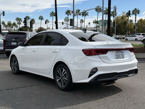 Used 2022 Kia Forte LXS image 7