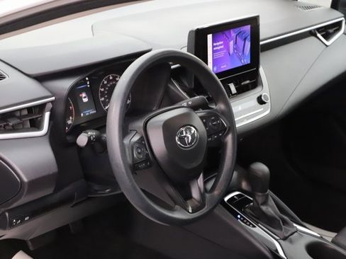 Used 2024 Toyota Corolla LE image 10