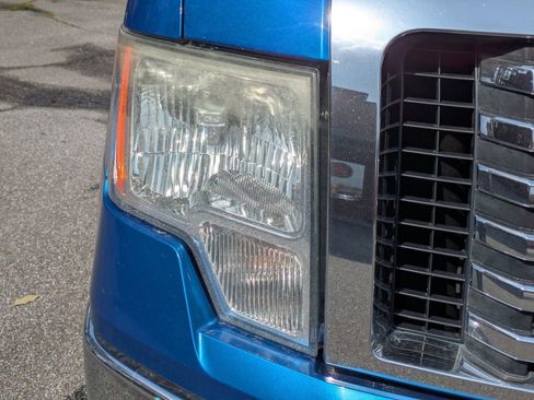 Used 2012 Ford F150 XLT w/ XLT Chrome Pkg image 10