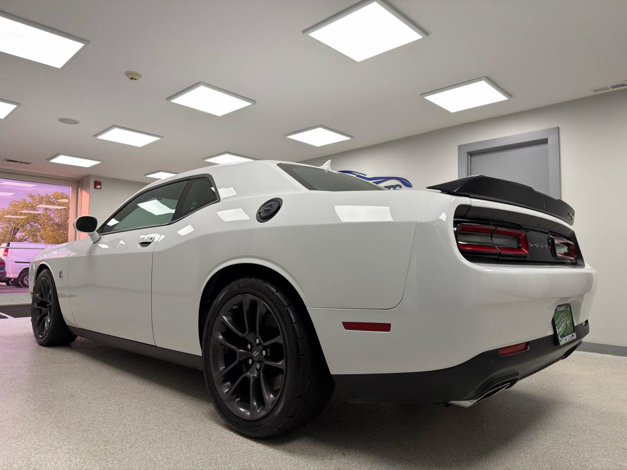 Used 2021 Dodge Challenger R/T Scat Pack RWD image 5