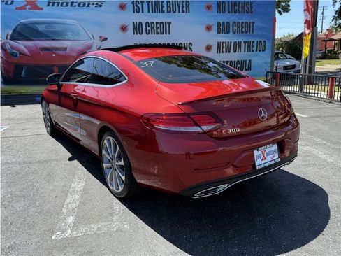 Used 2018 Mercedes-Benz C 300 Coupe image 4