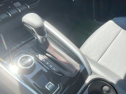 New 2025 Chevrolet Colorado Z71 w/ Technology Package image 23