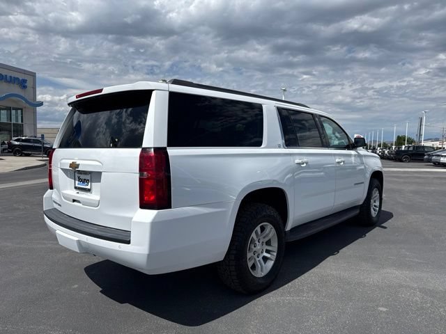 Used 2018 Chevrolet Suburban LT AWD/4WD image 6