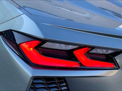 Used 2023 Chevrolet Corvette Stingray Preferred Conv w/ 2LT image 27