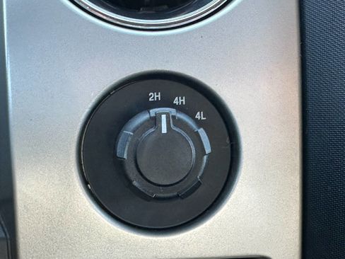 Used 2014 Ford F150 XLT w/ XLT Convenience Package image 25