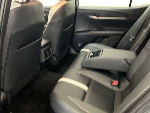 Used 2025 Toyota Camry SE FWD image 24