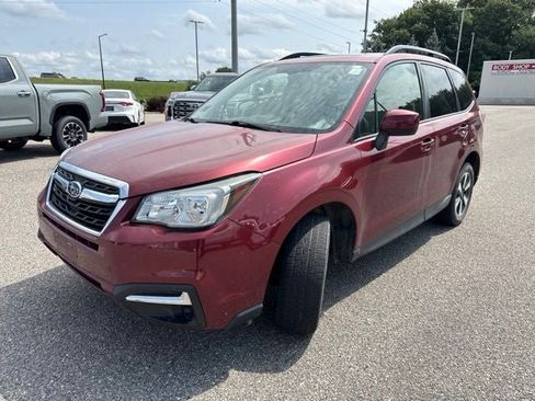 Used 2017 Subaru Forester 2.5i Premium w/ All-Weather Package AWD/4WD image 2