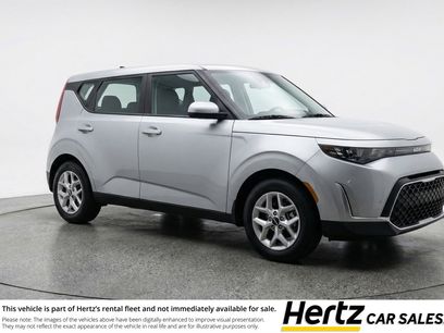 Used 2025 Kia Soul LX w/ LX Technology Package