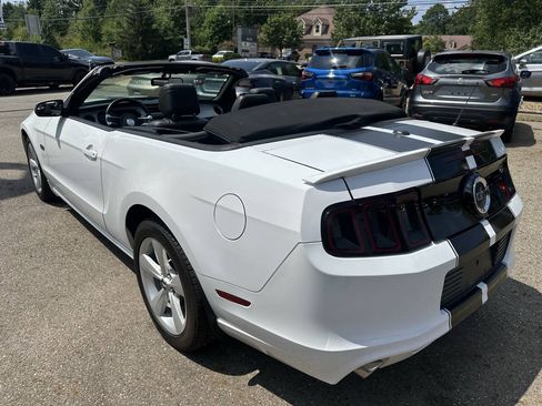 Used 2014 Ford Mustang GT Premium RWD image 4