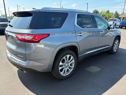 Used 2020 Chevrolet Traverse Premier AWD/4WD image 8