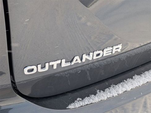 New 2026 Mitsubishi Outlander SEL image 10