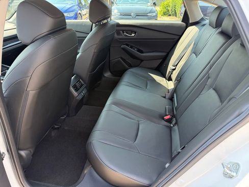 Used 2024 Honda Accord Touring image 15
