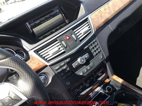 Used 2013 Mercedes-Benz E 350 Sedan image 15
