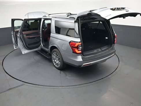 Used 2023 Ford Expedition Max Limited AWD/4WD image 52