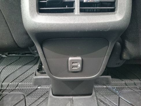 Used 2023 Chevrolet Equinox LT AWD/4WD image 14