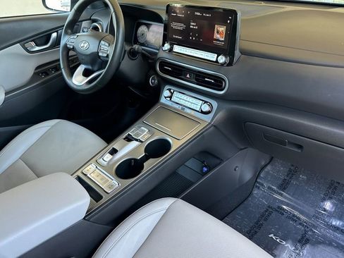 Used 2023 Hyundai Kona Limited FWD image 14