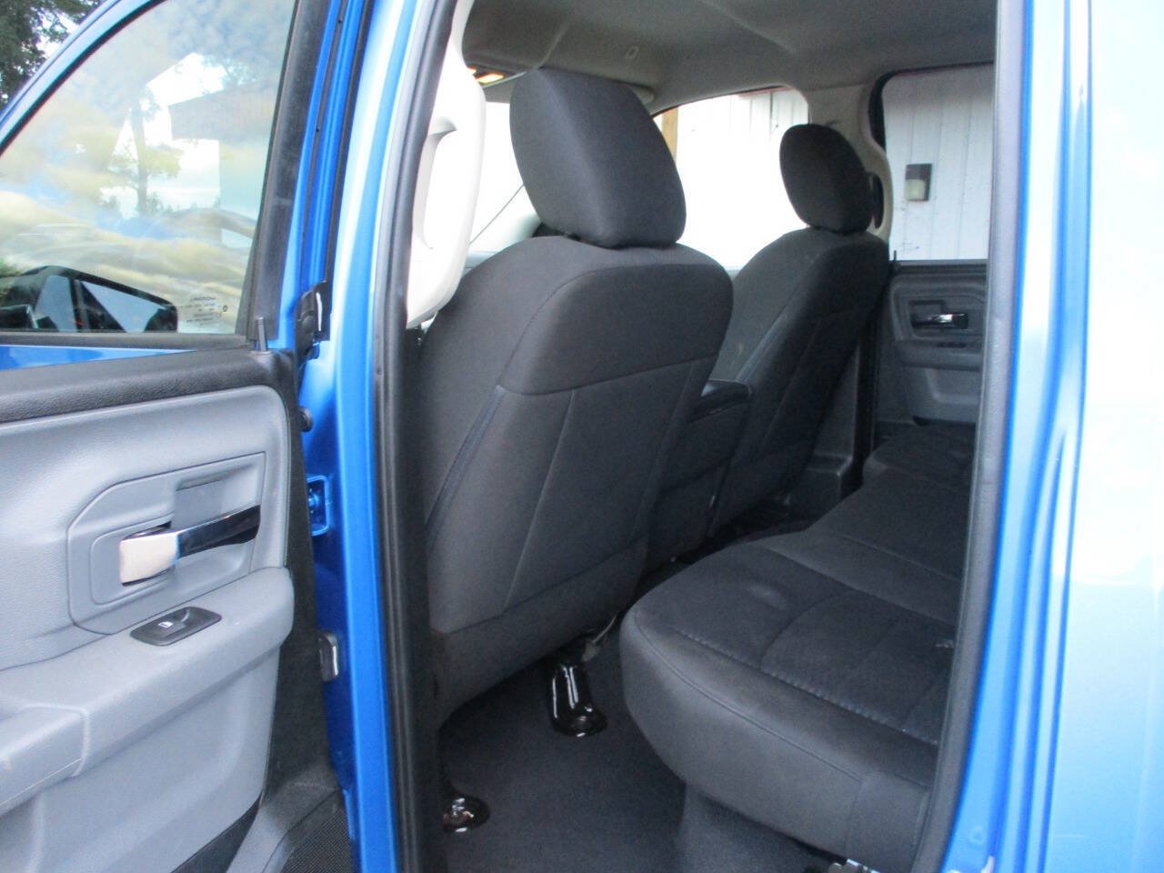 Used 2020 RAM 1500 Warlock w/ Electronics Group AWD/4WD image 19