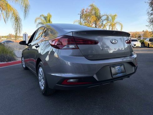 Used 2019 Hyundai Elantra SE image 5