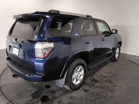 Used 2024 Toyota 4Runner SR5 Premium image 5