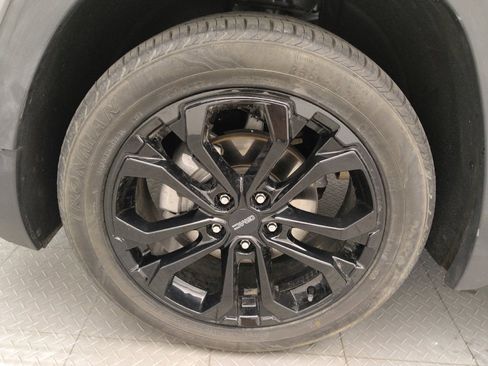 Used 2021 GMC Terrain SLE w/ Elevation Edition AWD/4WD image 31