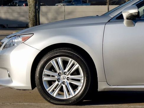 Used 2014 Lexus ES 350 image 24