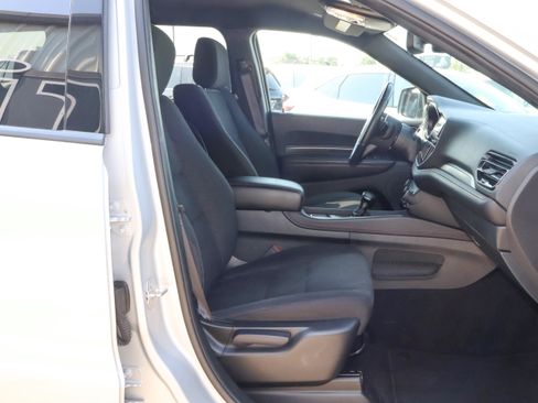 Used 2025 Dodge Durango GT AWD/4WD image 23