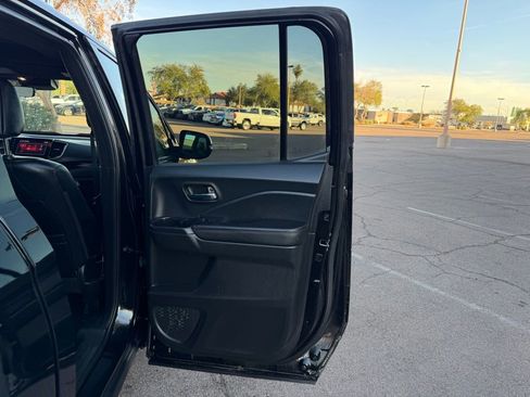Used 2021 Honda Ridgeline Black Edition image 16