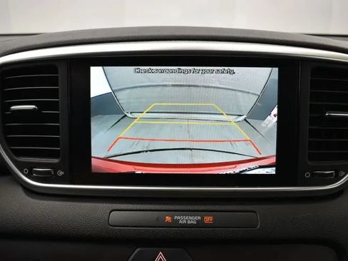 Used 2021 Kia Sportage LX w/ LX Fwd Popular Package image 34