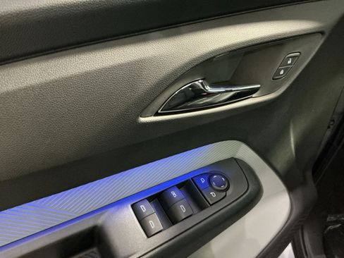 New 2027 Chevrolet Bolt RS w/ Technology Package FWD image 16