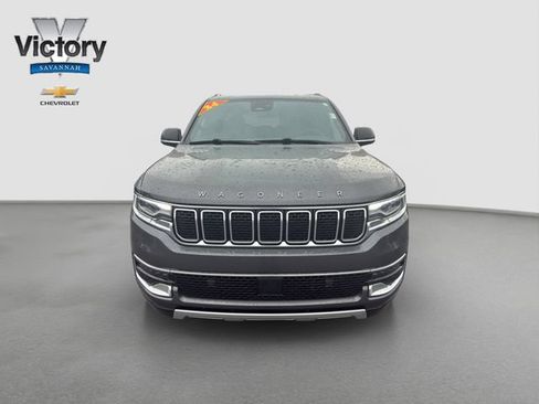 Used 2024 Jeep Wagoneer Series II w/ Flexible Seating Group AWD/4WD image 2