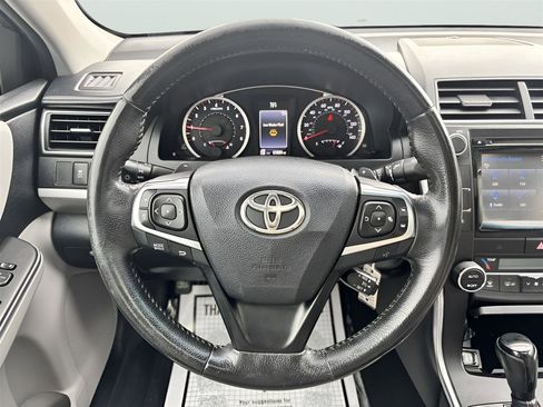 Used 2015 Toyota Camry XSE w/ Moonroof Package FWD image 22