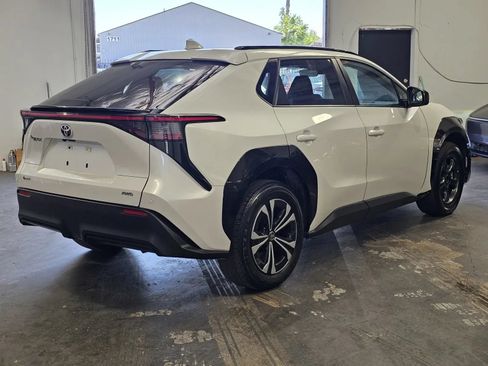Used 2024 Toyota bZ4X AWD w/ Weather Package image 4