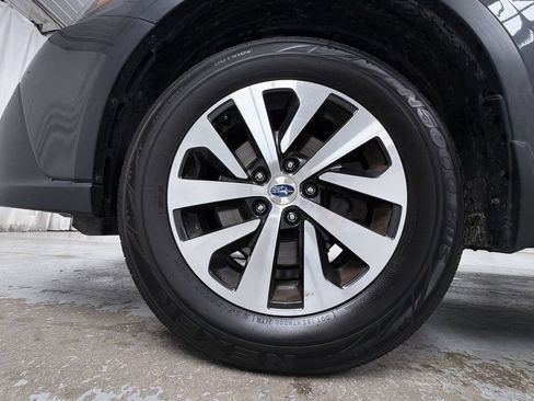 Used 2021 Subaru Outback Premium AWD/4WD image 17